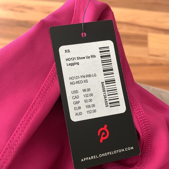 Peloton Womens' Fitness Apparel - Size X-Small: S/Pink - Picture 9 of 9